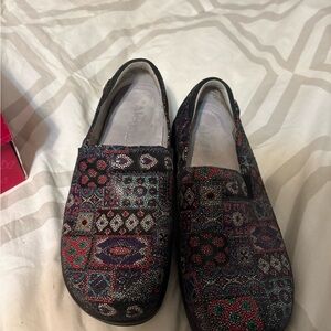 Alegria Kelli rug Persian printed clogs! Size 40!